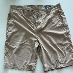 Vineyard Vines Men's Breaker Khaki Shorts